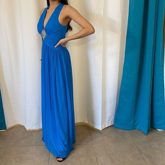 Decode 1.8 turquoise beaded beautiful gown - Picture 1 of 8